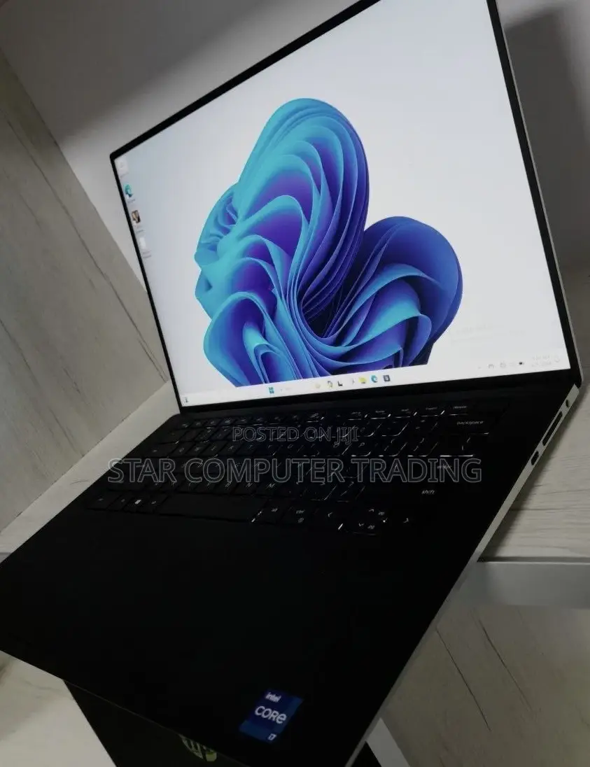 New Laptop Dell XPS 15 16GB Intel Core I7 SSD 1T