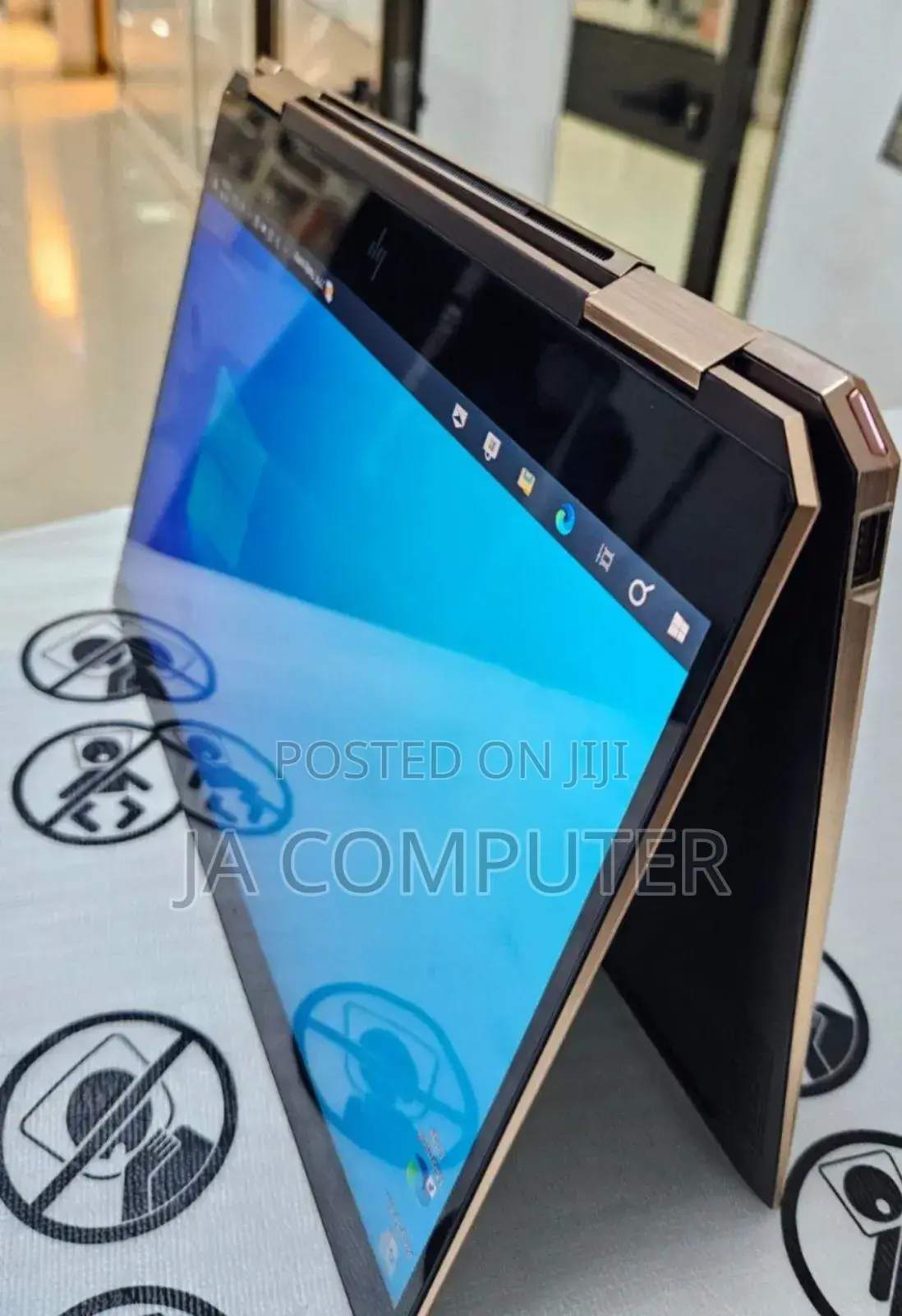 New Laptop HP Spectre 8GB Intel Core I7 SSD 512GB