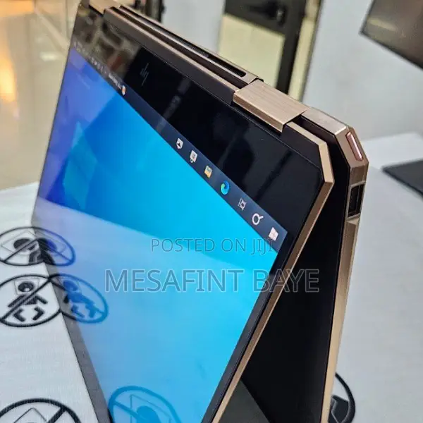 New Laptop HP Spectre 8GB Intel Core I7 SSD 512GB