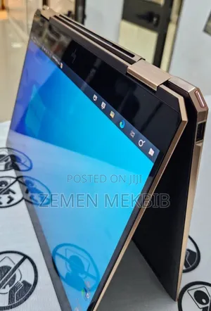 New Laptop HP Spectre X360 8GB Intel Core I7 SSD 512GB