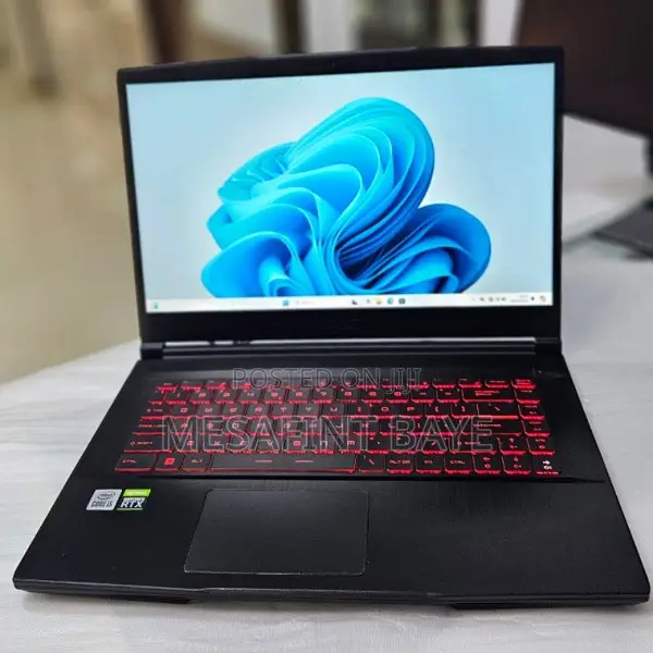 New Laptop MSI GP75 Leopard 16GB Intel Core I5 SSD 512GB