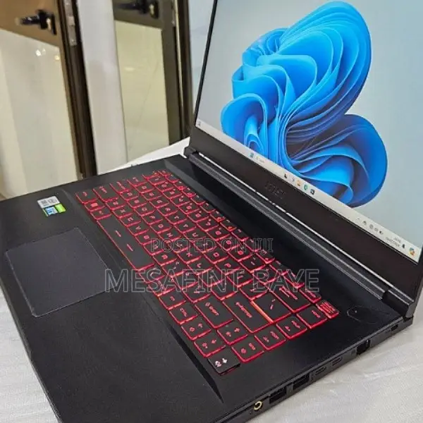 New Laptop MSI GP75 Leopard 16GB Intel Core I5 SSD 512GB