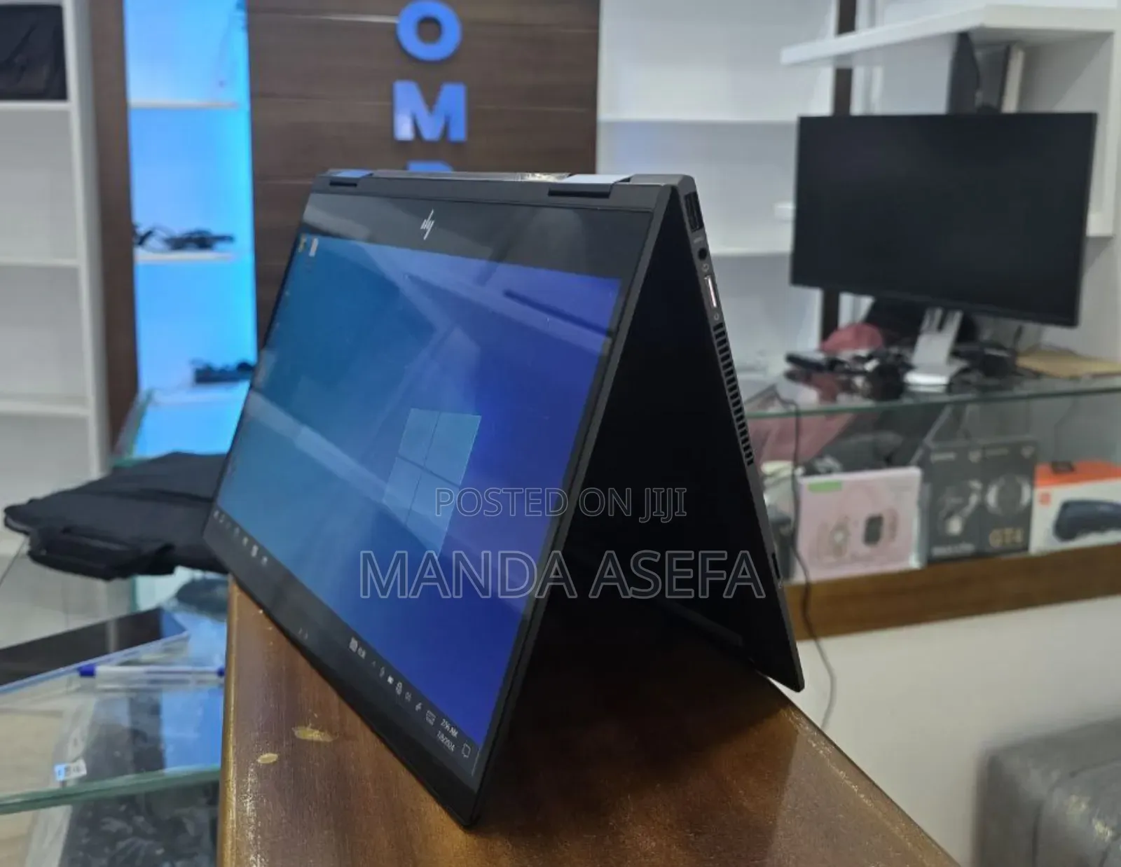 New Laptop HP Envy X360 8GB AMD Ryzen 5 SSD 512GB