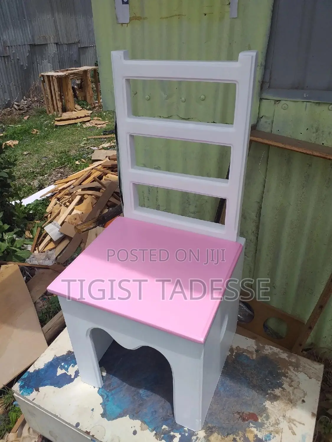 ለልጆች ማጥኛ መፅሀፍ መደርደርያ ያለው ለወንድም ለሴትም ልጆችዎ
በፈለጉት መጠን