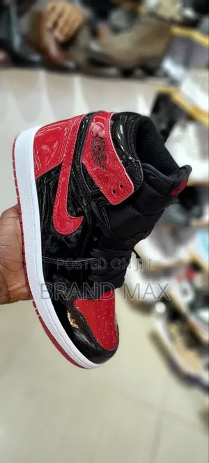 Photo - Air Jordan 1high "Patent Bred " Master Quality