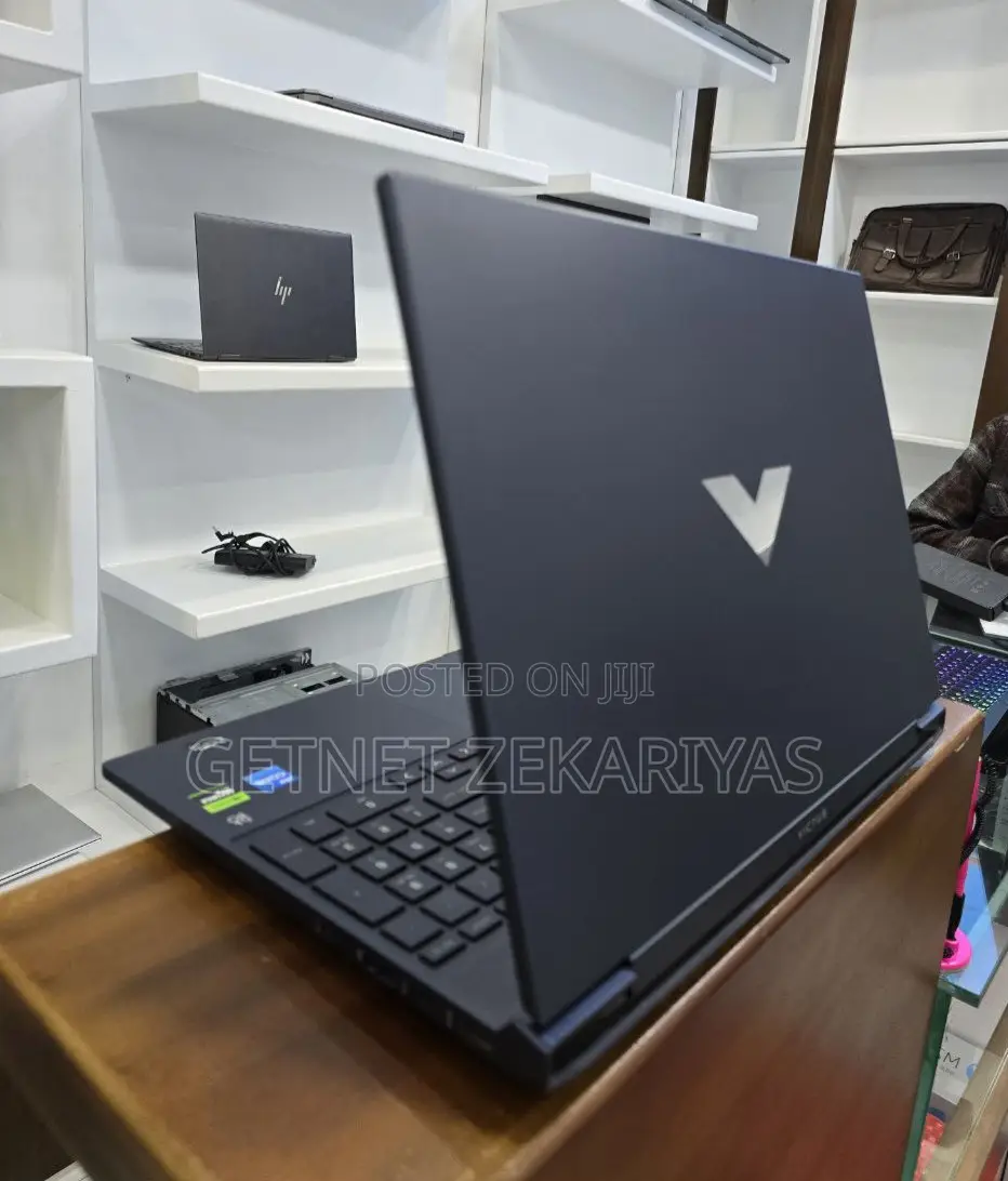 New Laptop HP Victus 15 16GB Intel Core I5 SSD 512GB