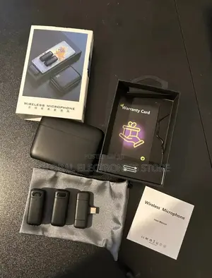 Professional Wireless Lavalier Microphone Withcharging Case