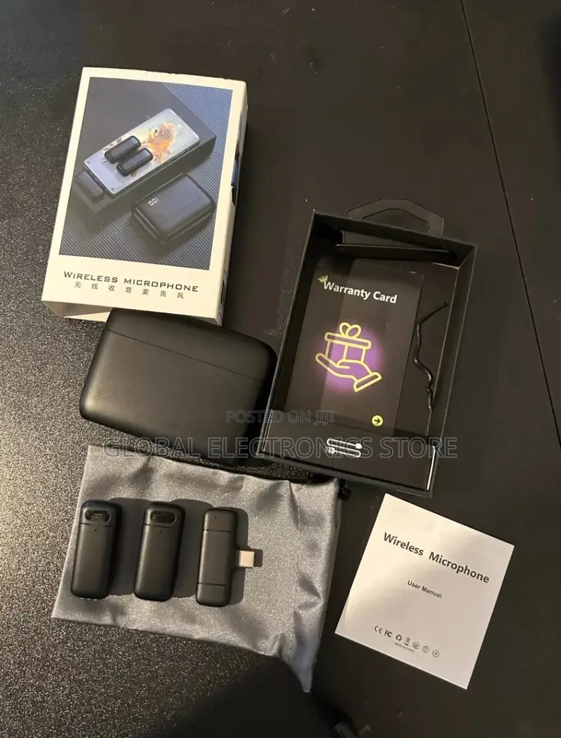 Professional Wireless Lavalier Microphone Withcharging Case