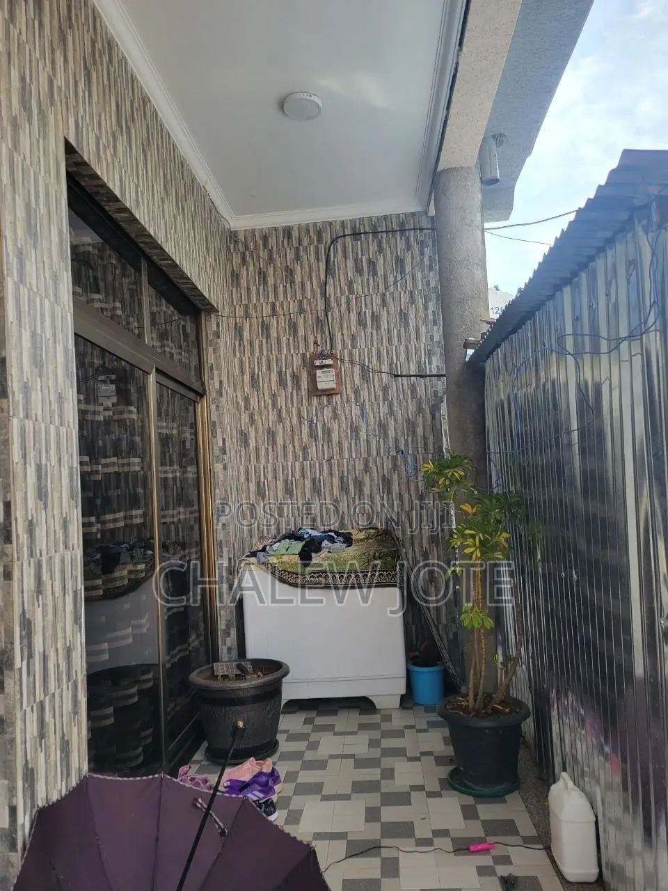 Furnished 5bdrm House in Gullele for sale