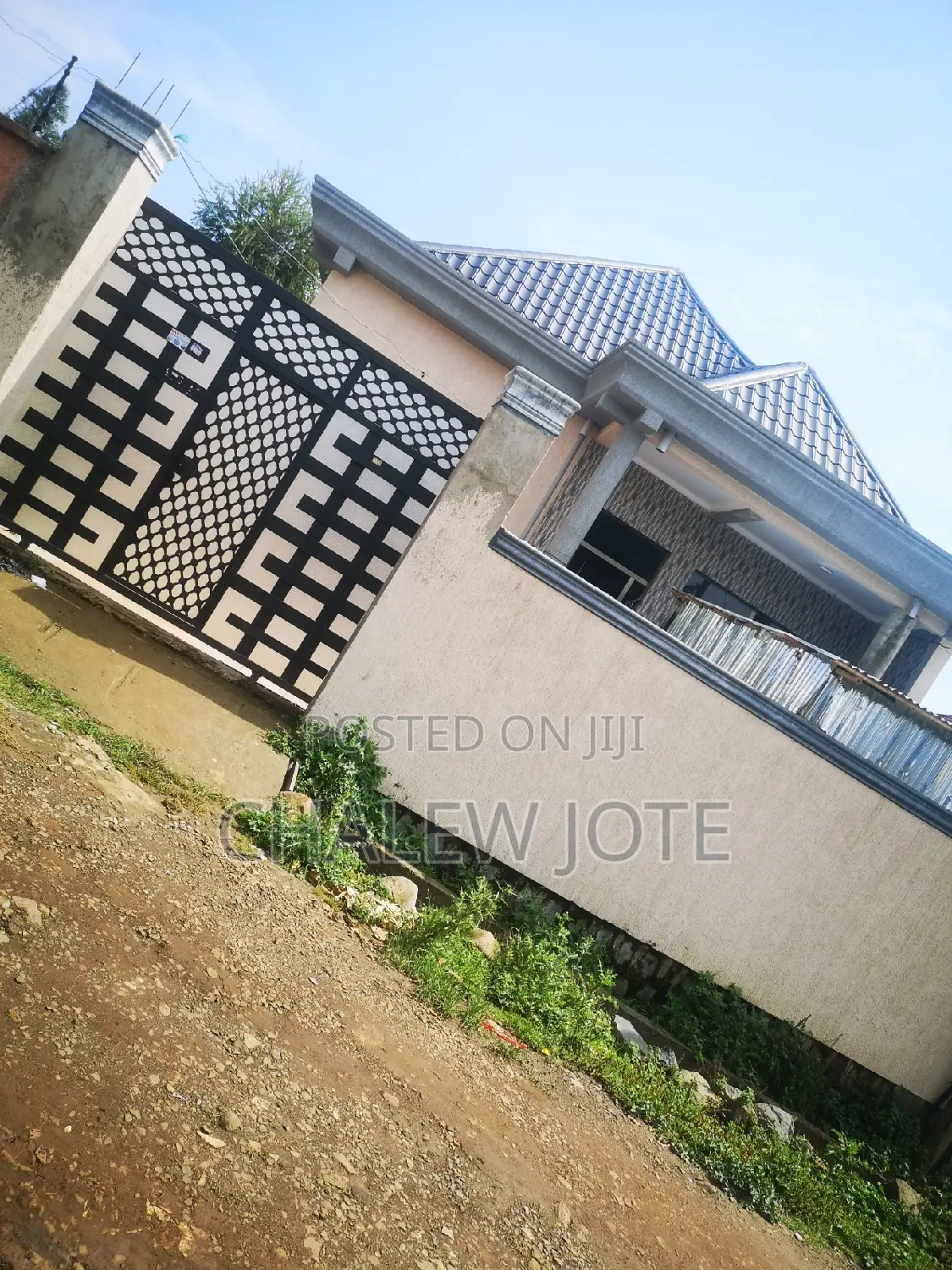 Furnished 5bdrm House in Gullele for sale