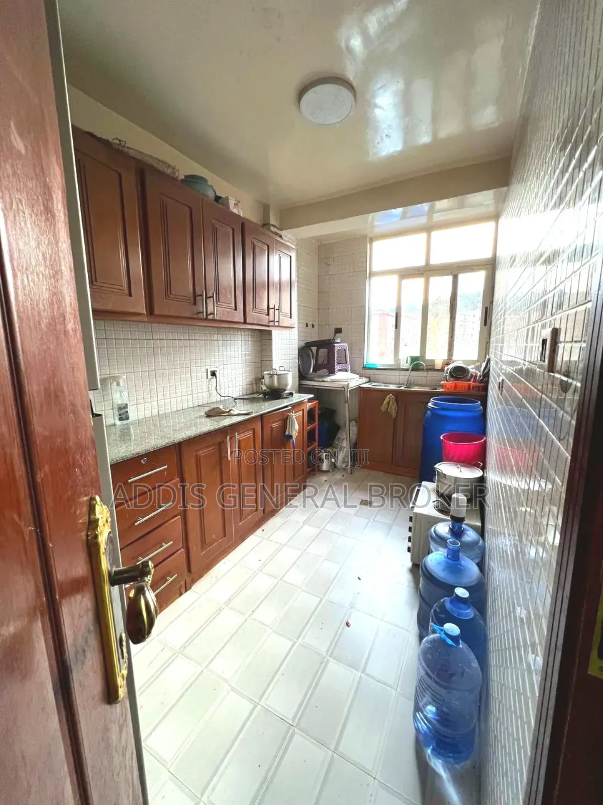 3bdrm Apartment in ሀይሌ ጋርመንት, Nifas Silk-Lafto for sale