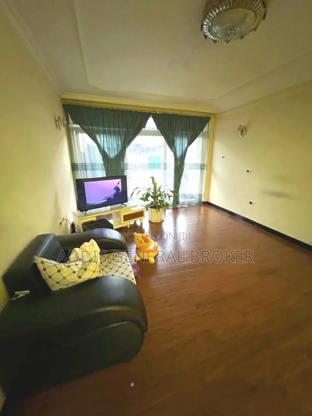 3bdrm Apartment in ሀይሌ ጋርመንት, Nifas Silk-Lafto for sale