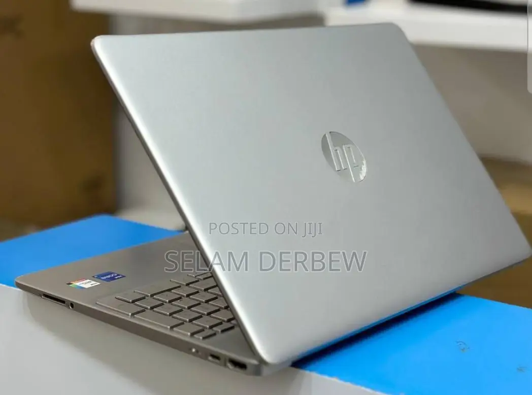 New Laptop HP Stream Notebook 16GB Intel Core I7 SSD 512GB