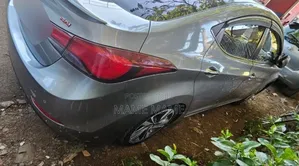 Hyundai Avante 2015 Gray