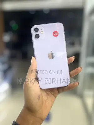 Photo - New Apple iPhone 11 128 GB Purple