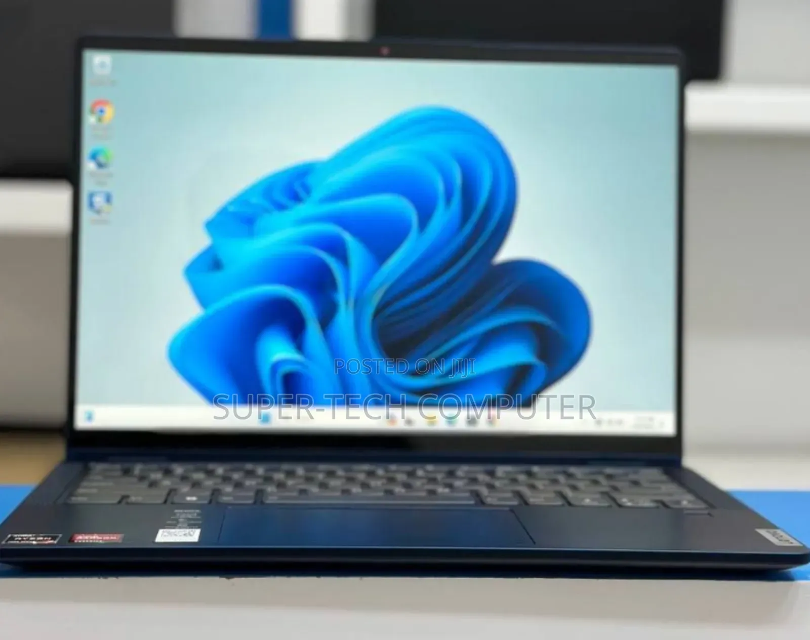 New Laptop Lenovo Flex 5 16GB AMD Ryzen 7 SSD 512GB