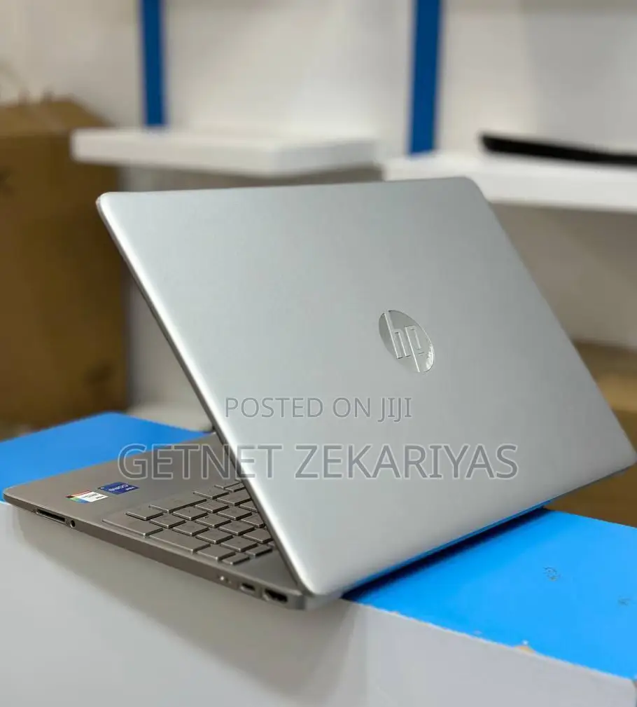 New Laptop HP Stream Notebook 16GB Intel Core I7 SSD 512GB