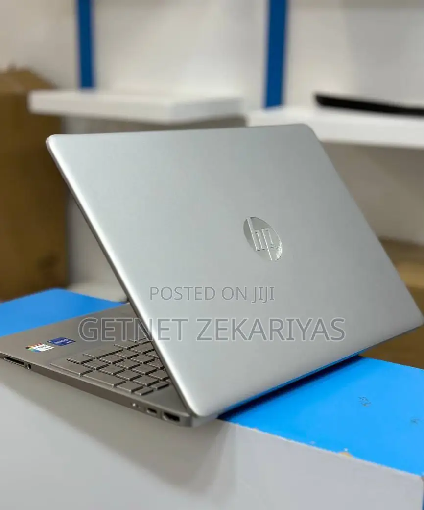 New Laptop HP Stream Notebook 16GB Intel Core I7 SSD 512GB