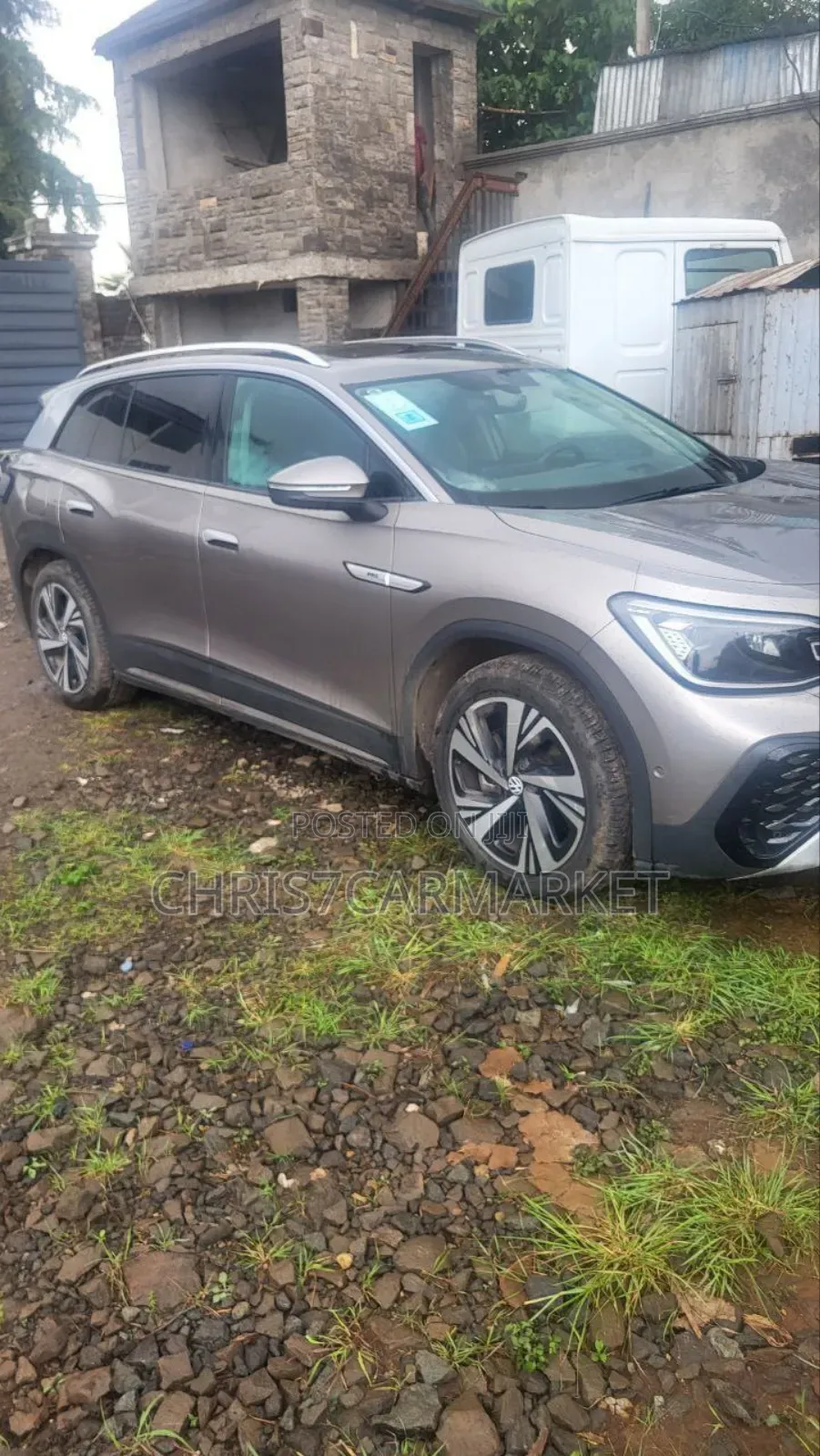 Volkswagen ID.6 Crozz 85 kWh AWD 2022 Gold