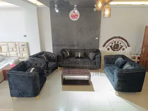 7 Seater Sectional Sofa With Table