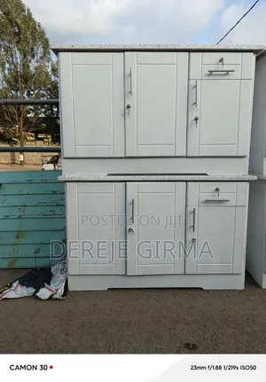 Photo - 1,20cm Kichen Bufe