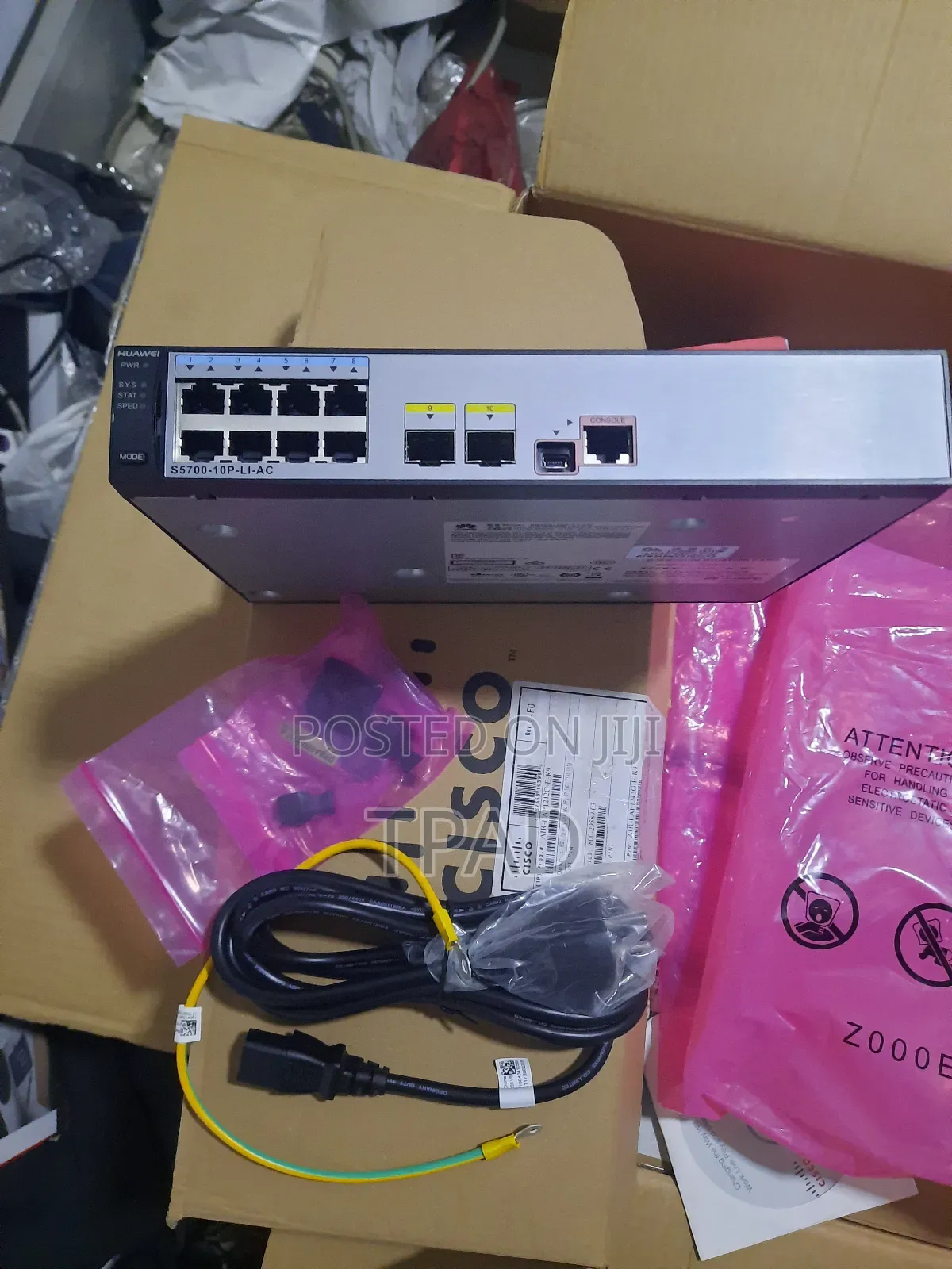 Huawei S5700-10p-Li-Ac Manageable Layer 2/3 Switch