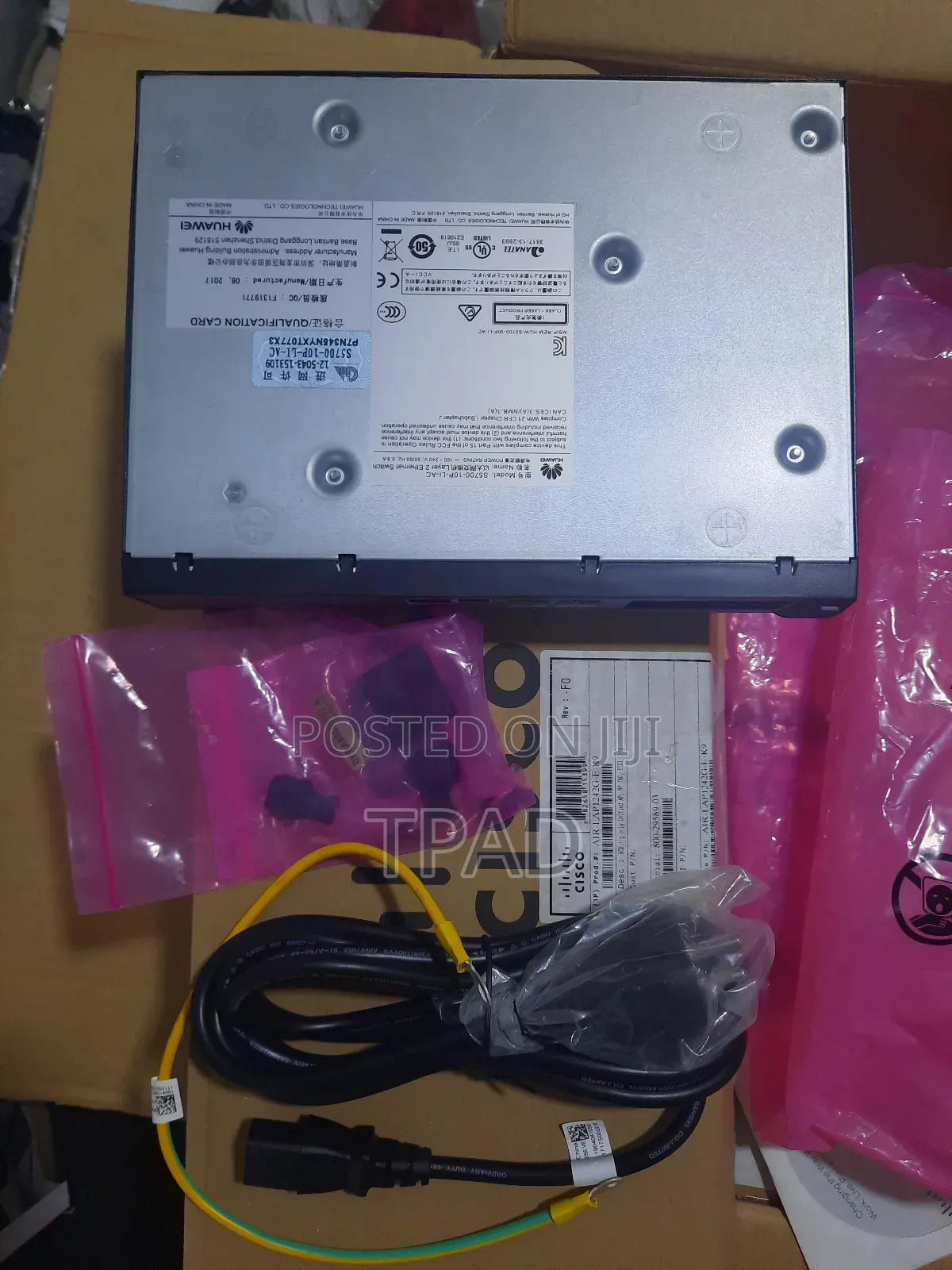 Huawei S5700-10p-Li-Ac Manageable Layer 2/3 Switch