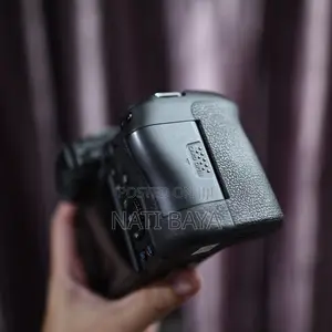 Canon R6 [Brand New] 