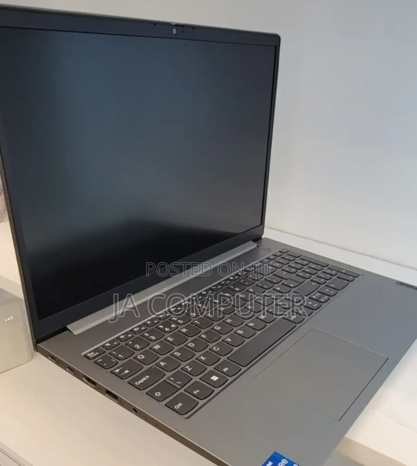 New Laptop Lenovo ThinkBook 13 8GB Intel Core I5 SSD 512GB