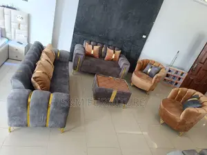 Photo - Stylish Living Room Sofa