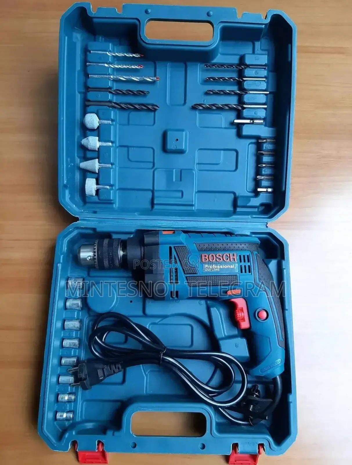 Impact Drill With Accessories Makita