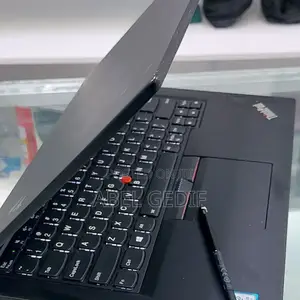 Photo - New Laptop Lenovo ThinkPad Yoga 370 16GB Intel Core I5 SSD 512GB