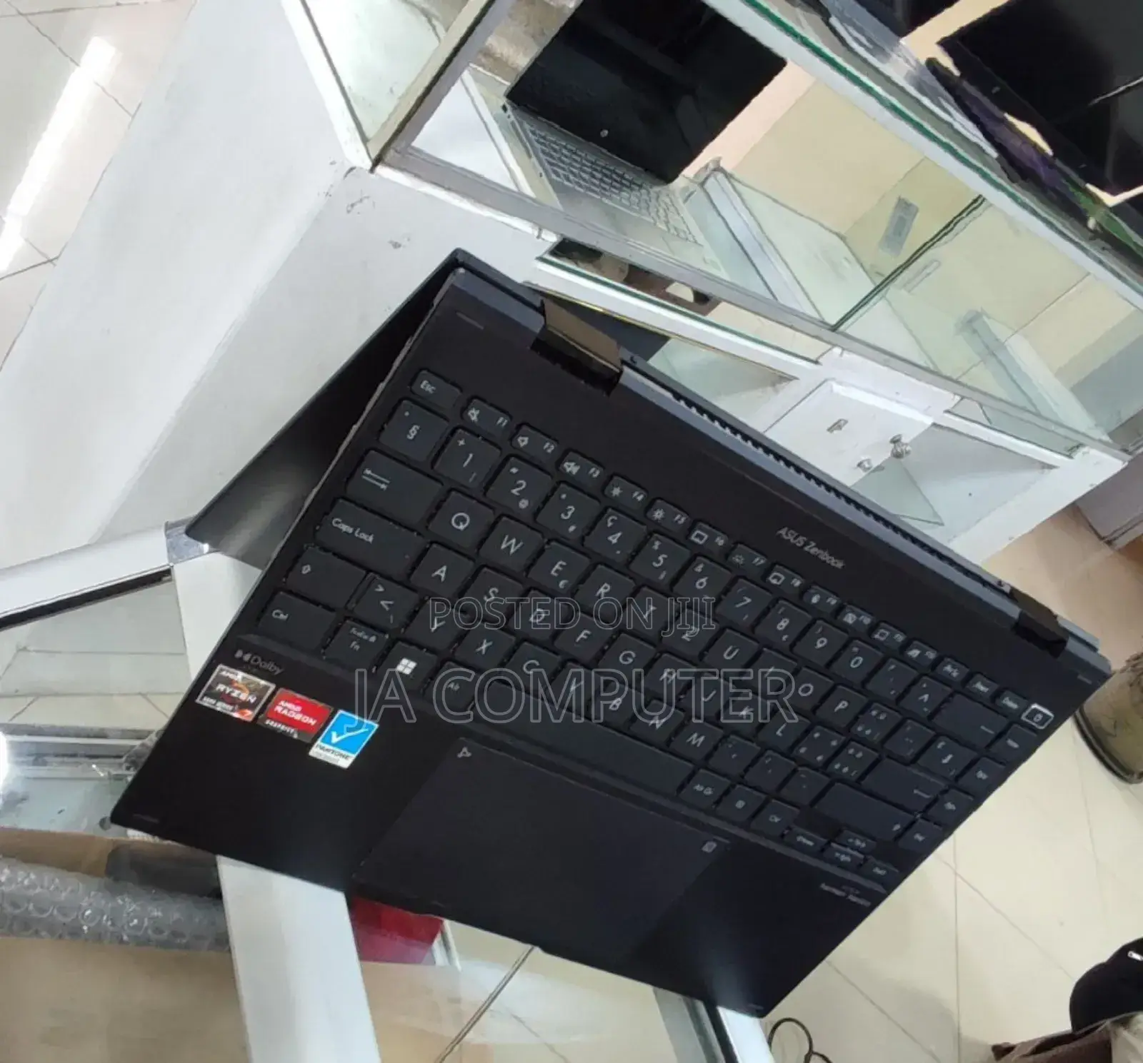 New Laptop Asus ZenBook Flip S UX370UA 16GB AMD Ryzen 7 SSD 1T