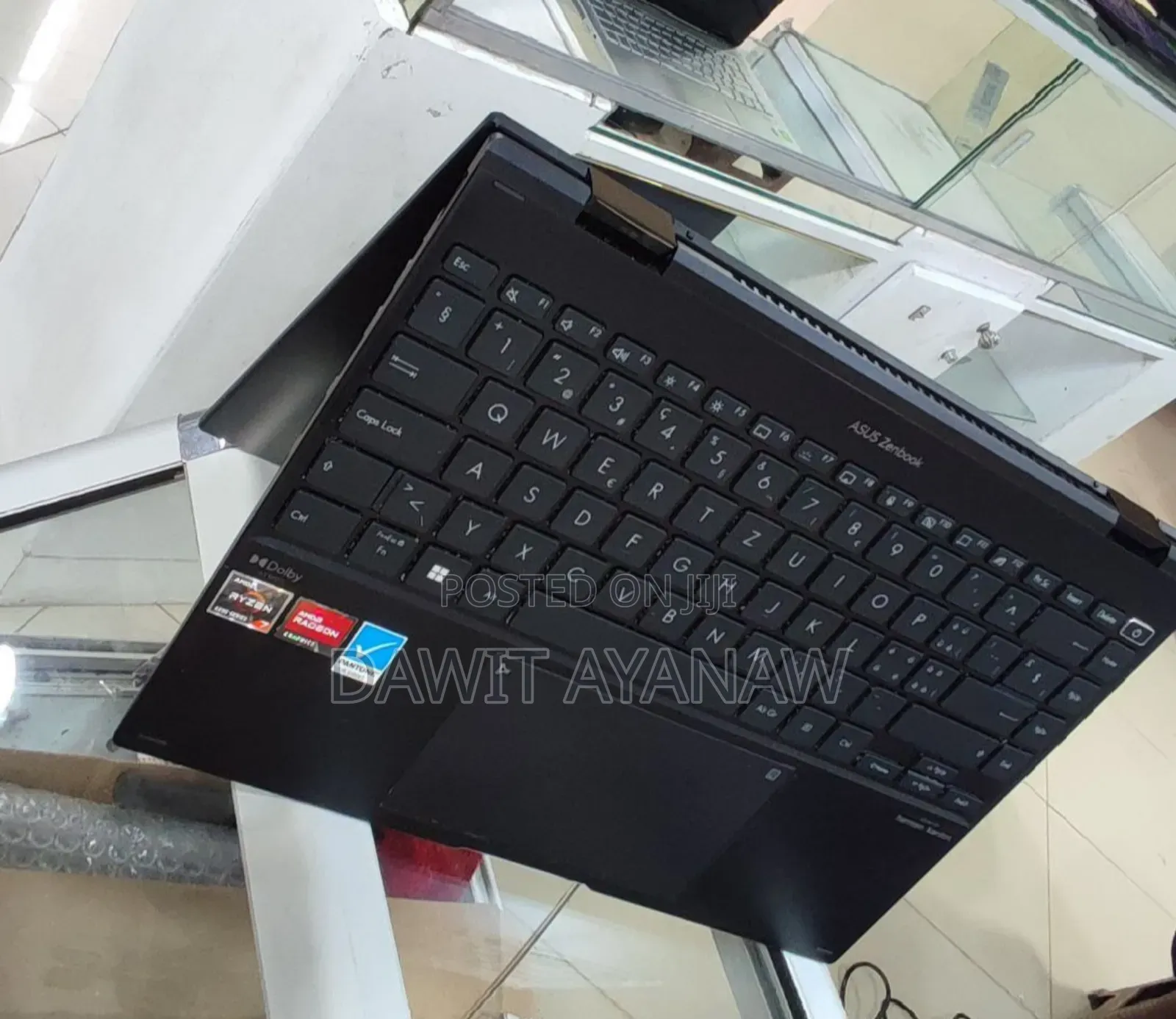 New Laptop Asus ZenBook Flip 14 UX461UA 16GB AMD Ryzen 7 SSD 512GB