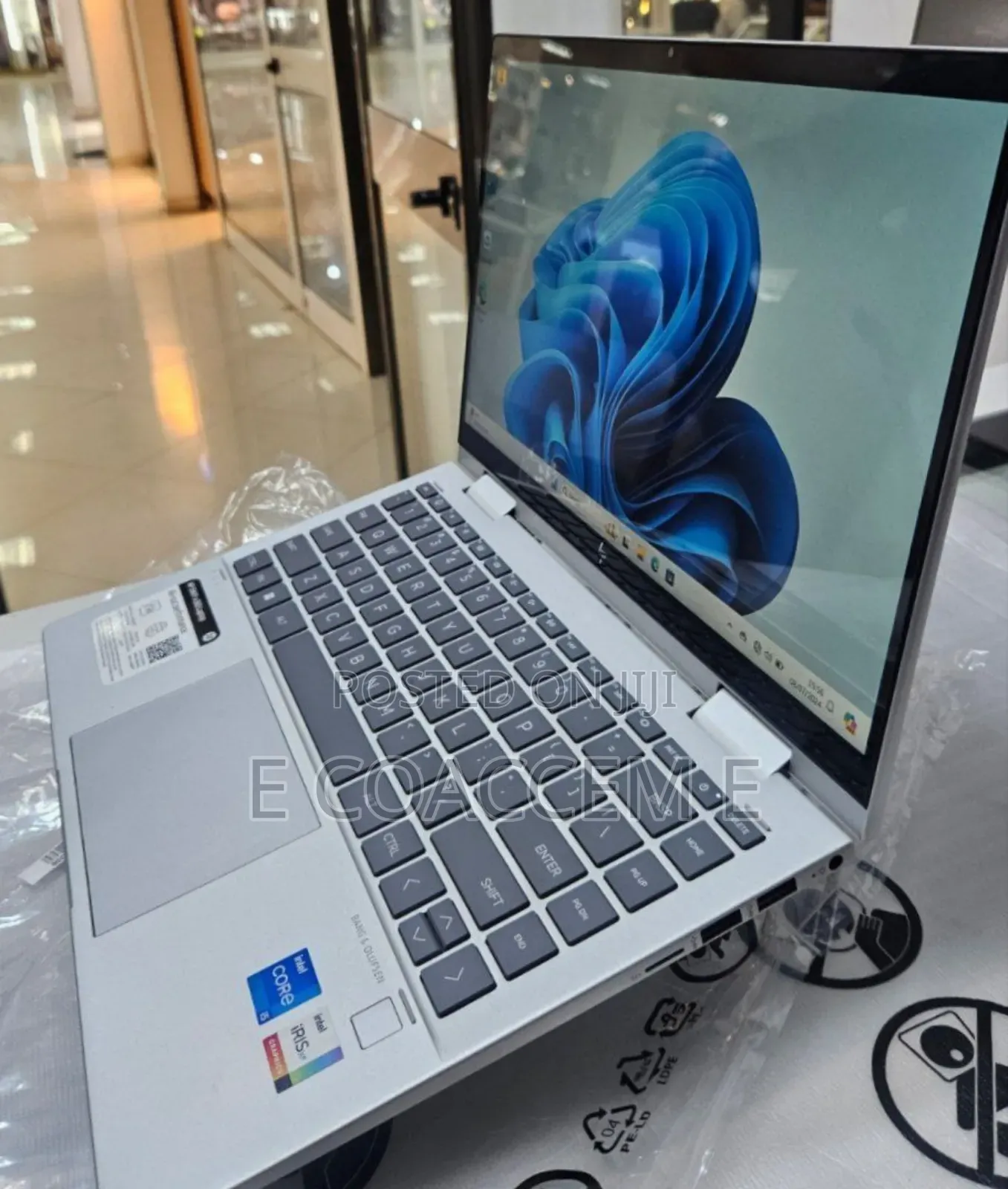 New Laptop HP Envy X360 8GB Intel Core I5 SSD 512GB