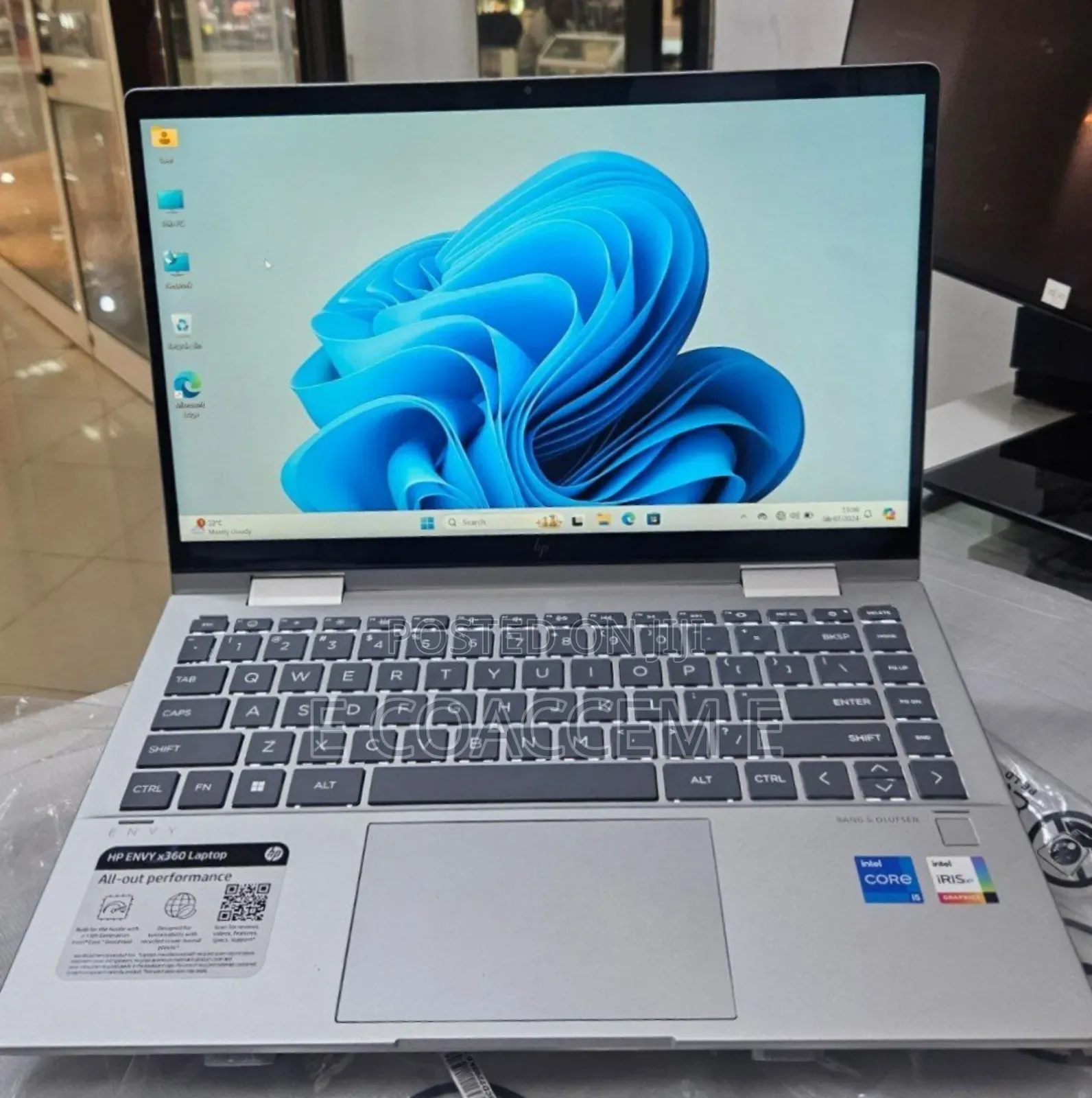 New Laptop HP Envy X360 8GB Intel Core I5 SSD 512GB