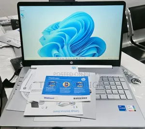 New Laptop HP Stream Notebook 8GB Intel Core I5 SSD 256GB