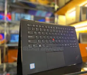 Photo - New Laptop Lenovo ThinkPad Yoga 16GB Intel Core I7 SSD 512GB