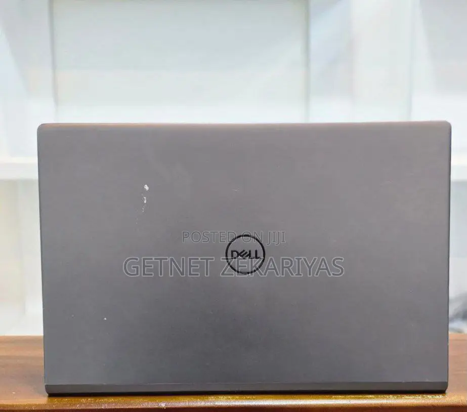 New Laptop Dell Vostro 15 3558 8GB Intel Core I5 SSD 256GB
