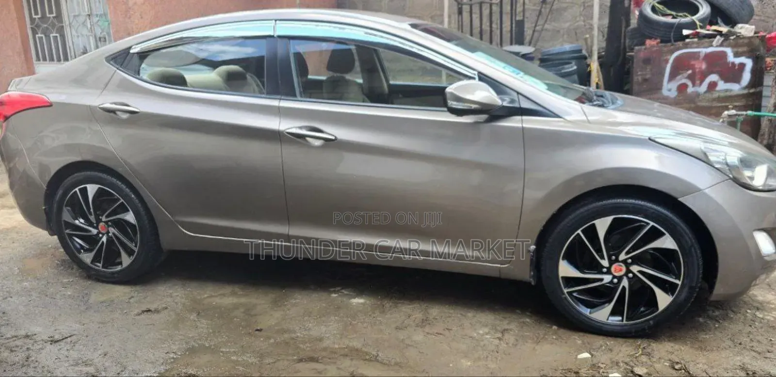 Hyundai Elantra 2012 Gray