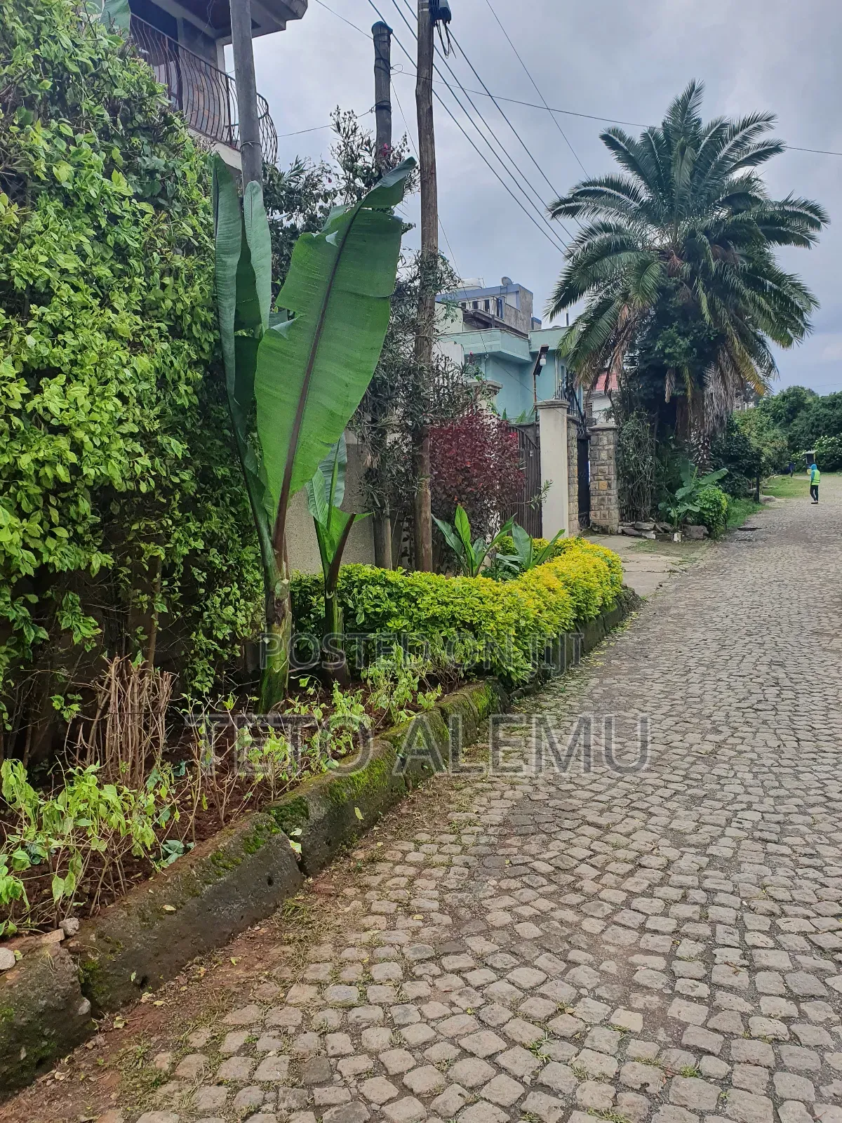 የሚሸጥ ቦታ አያት ሀይሌ ሪልስቴት አካባቢ