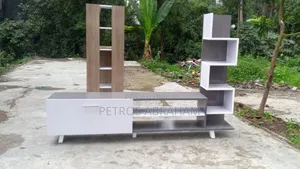 Photo - Quality Tv Stand