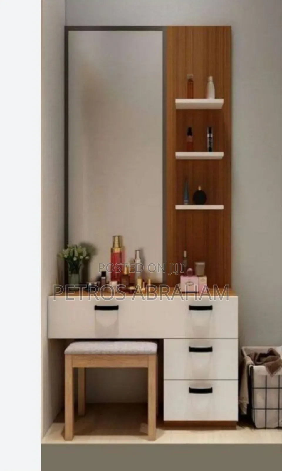 Smart Dressing Table