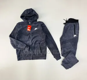 Photo - Nike Tracksuit