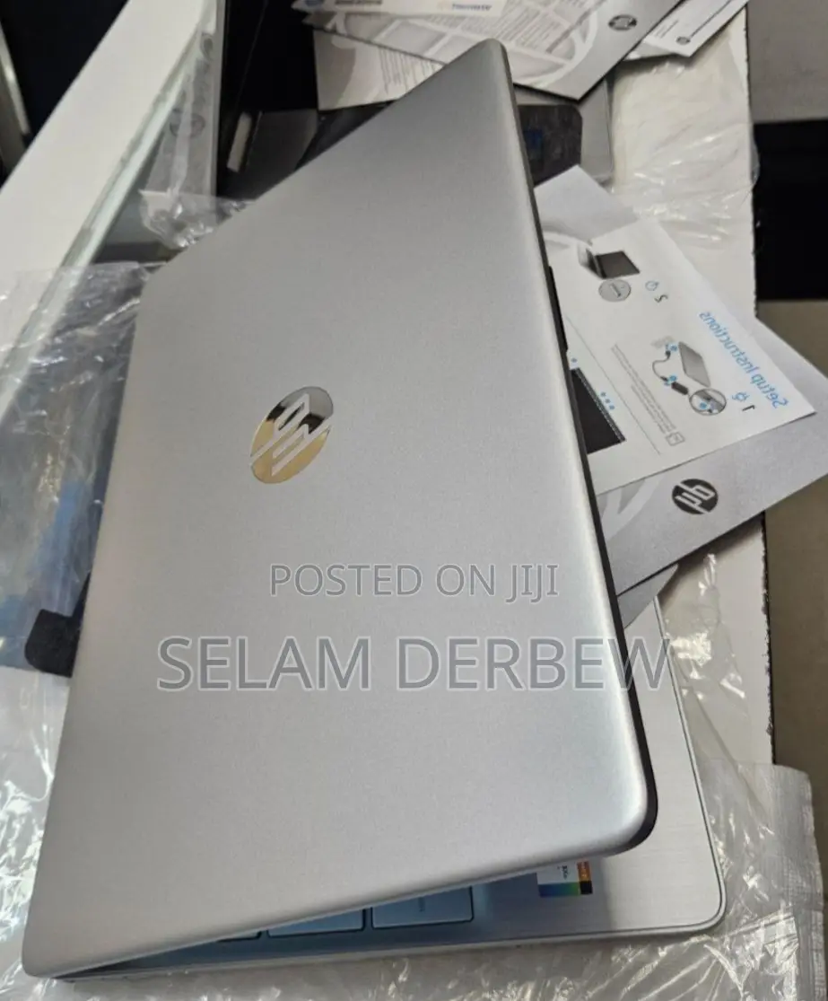New Laptop HP Stream Notebook 8GB Intel Core I5 SSD 256GB