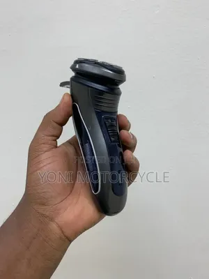 ሼቨር (Aqua Touch)