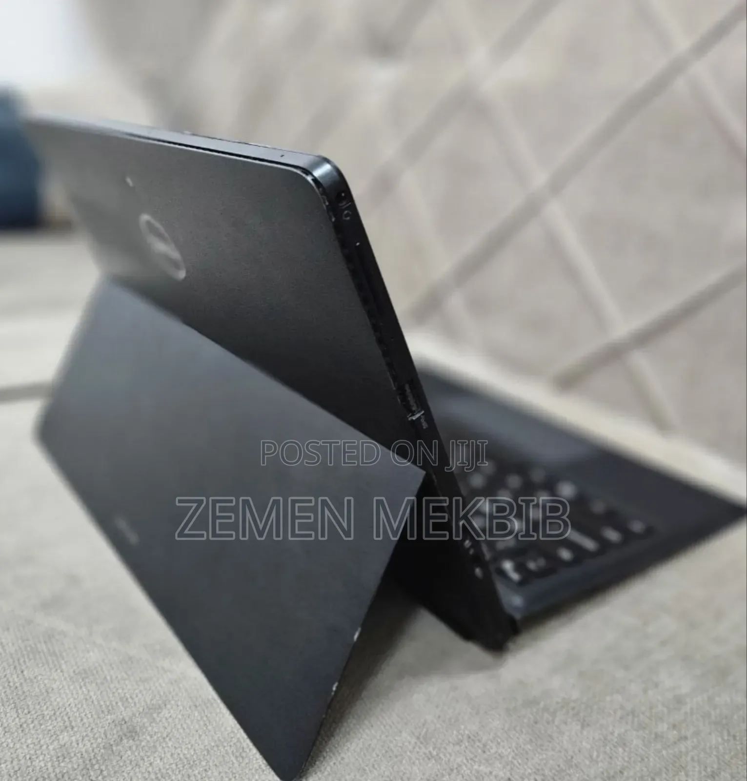 New Laptop Dell Latitude 5310 4GB Intel Core I3 SSD 256GB