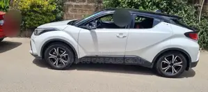 New Toyota C-HR 2022 White