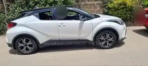 New Toyota C-HR 2022 White