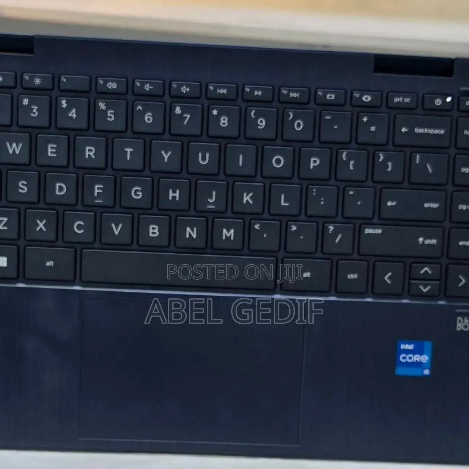 New Laptop HP Pavilion X360 8GB Intel Core I5 SSD 512GB